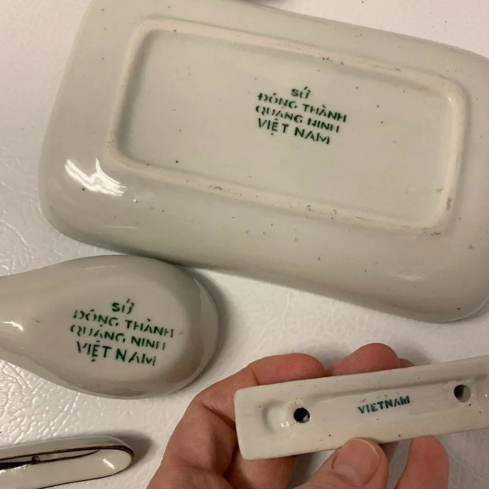 Vintage Set Asian Spoon Chop Stick Rest